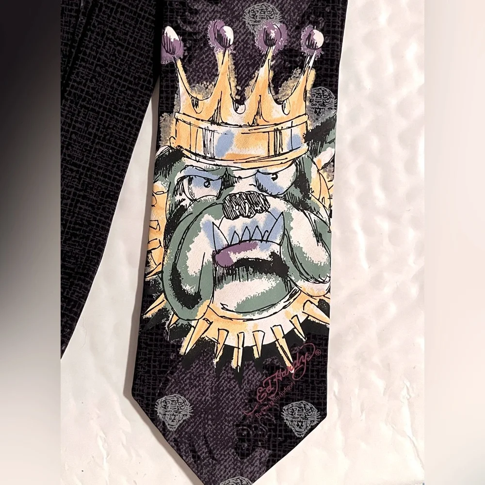 Ed Hardy multicolor dog wearing crown silk tie - Picture 2 of 3